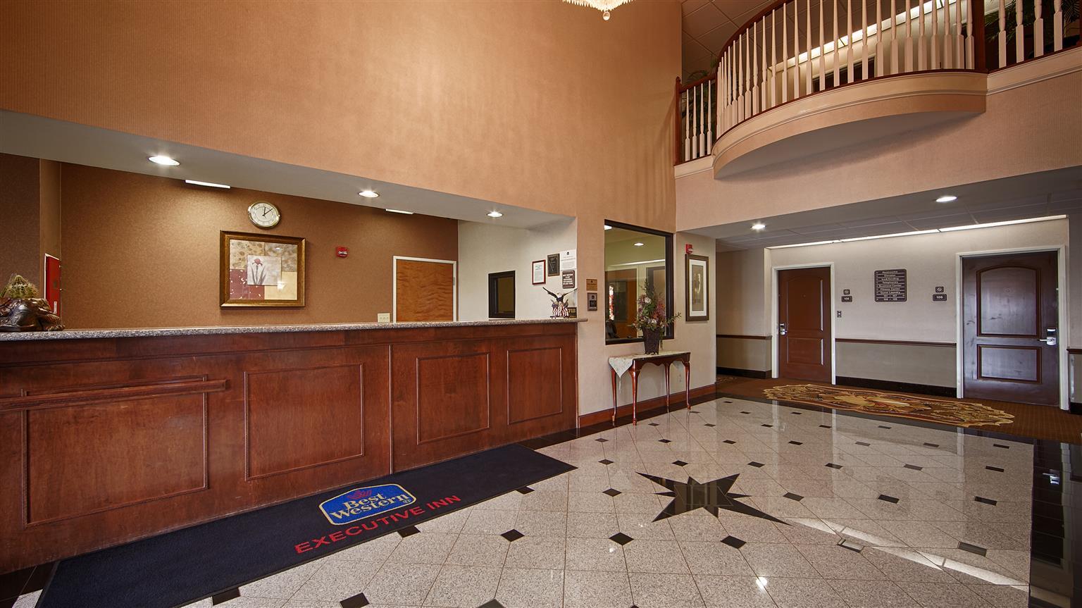 Best Western Executive Inn Корсикана Экстерьер фото
